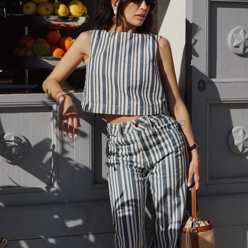 ⛱️☀️Sezane Davy Striped Sleeveless Top in Ecru and Blue